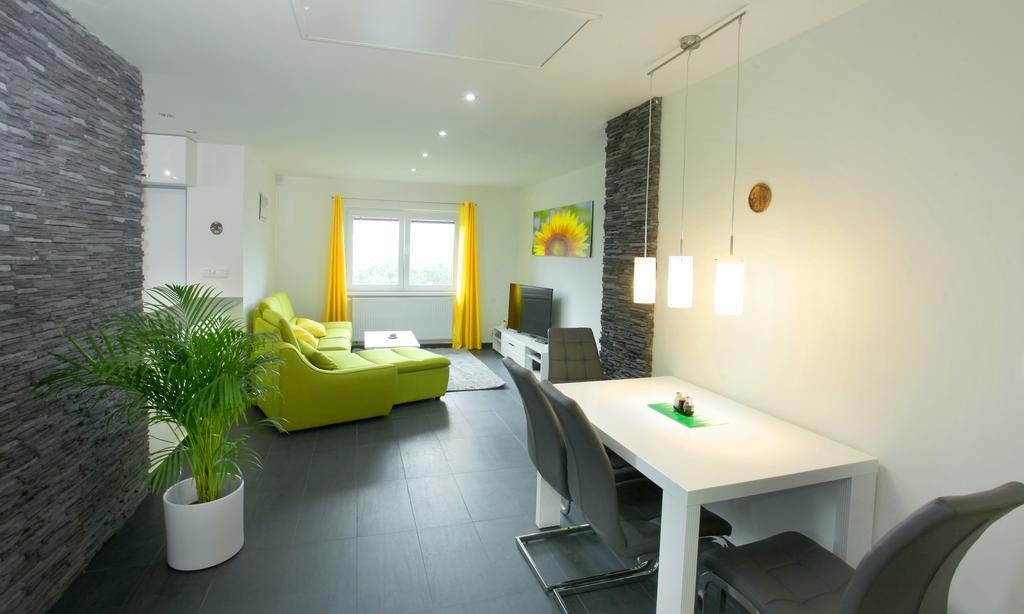 Apartman Pod Skalou V Ceskem Raji Besedice Dış mekan fotoğraf