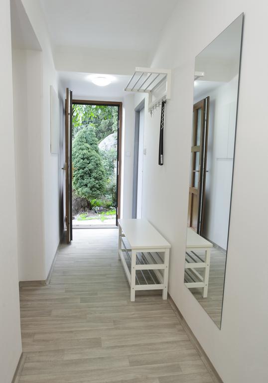 Apartman Pod Skalou V Ceskem Raji Besedice Dış mekan fotoğraf