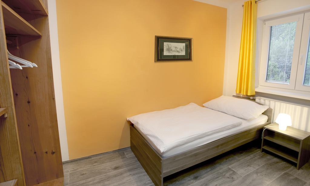 Apartman Pod Skalou V Ceskem Raji Besedice Dış mekan fotoğraf