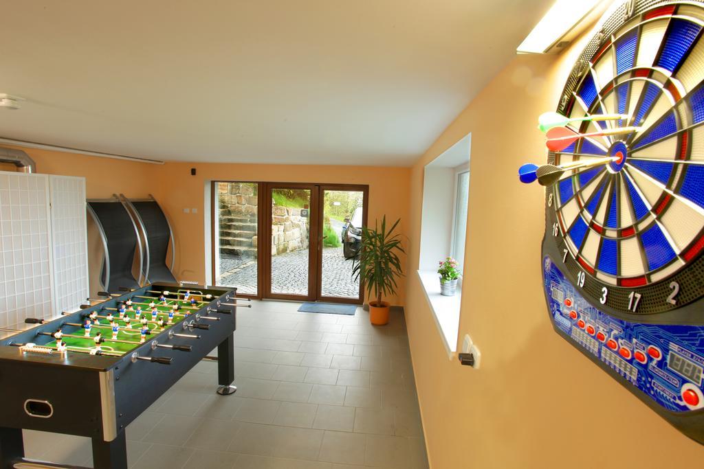 Apartman Pod Skalou V Ceskem Raji Besedice Dış mekan fotoğraf